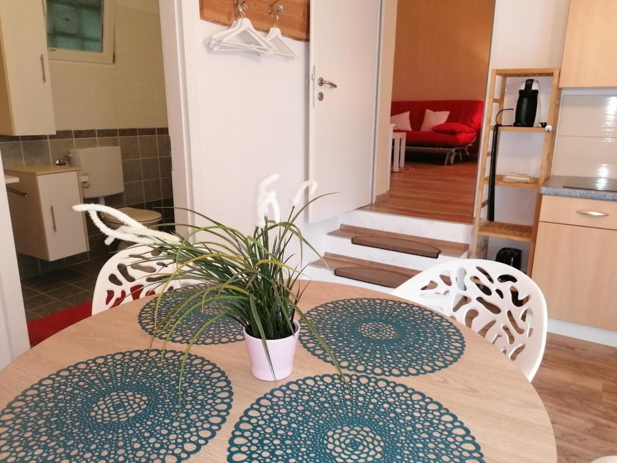 Familienferienhaus Amelie Appartement Mörbisch am See Buitenkant foto